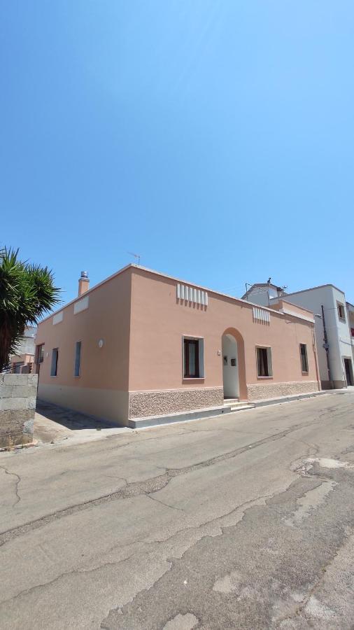 Апартаменты Casa Trifo Tiggiano Экстерьер фото